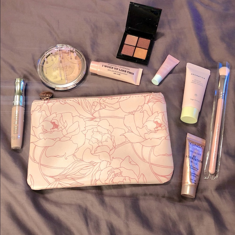Pink Ipsy 9 Piece Makeup Bag with Samples Skincare